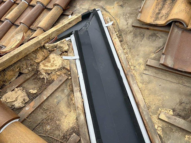 谷板金のつなぎ目